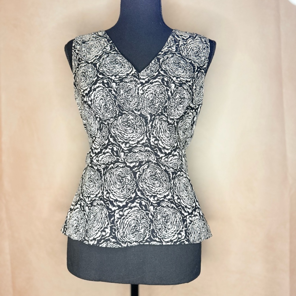 Ann Taylor Black and White Floral Blouse